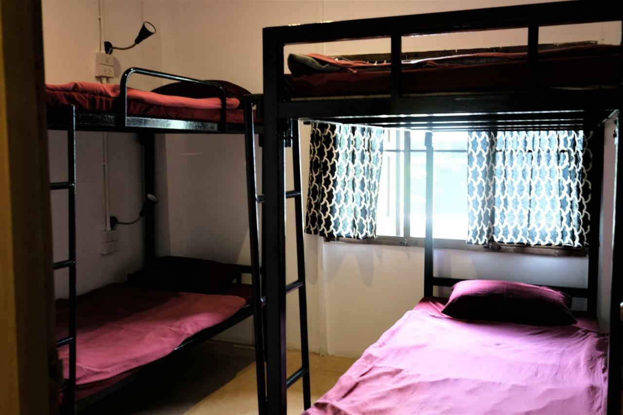 Easy House Hostel Pai Buitenkant foto